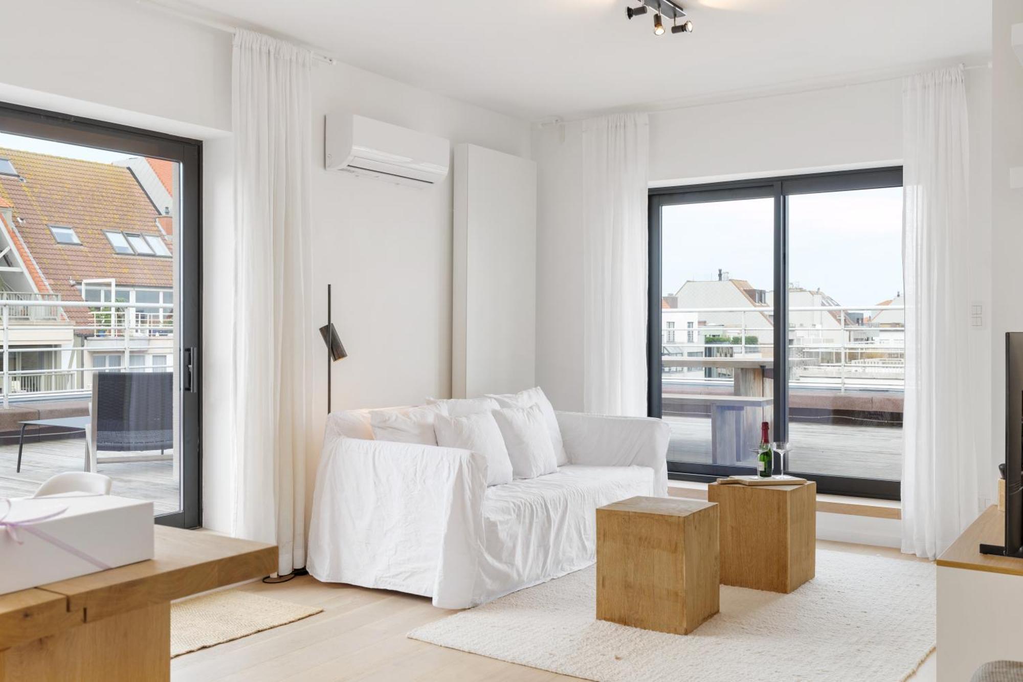 Julias Rooftop Stay クノック・ヘイスト エクステリア 写真